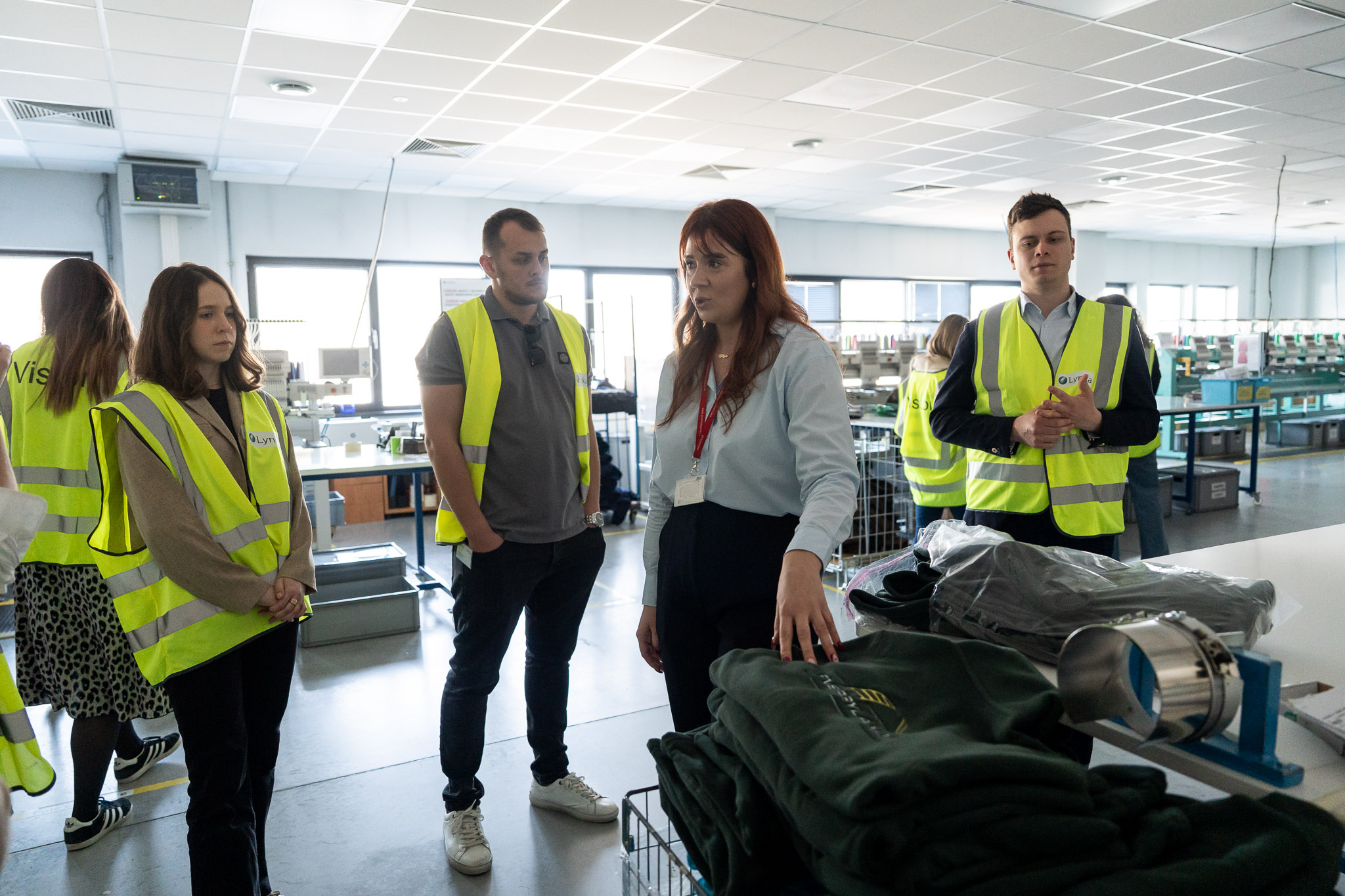 Zwiedzanie strefy logistycznej i pakowania produkt&oacute;w promocyjnych.